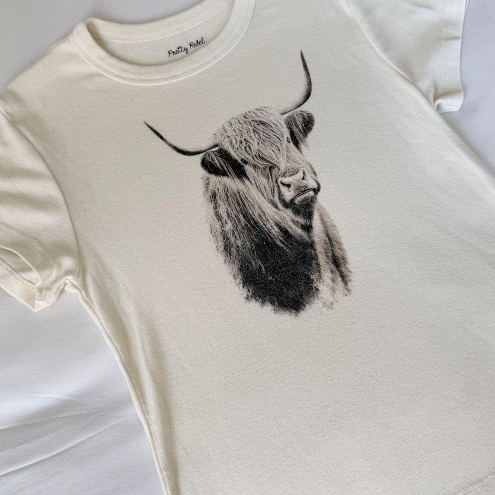 Pretty Rebel Highland Cow Graphic T-Shirt Cream Western GV2579RX4334 Womens M